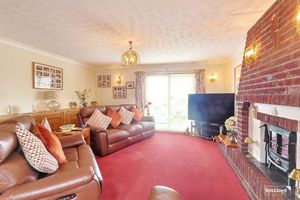 Photo 11- click for photo gallery